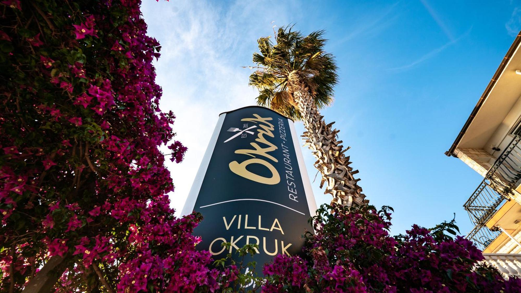 Villa Okruk-10 Meters Away From The Beach 오크루그고른지 외부 사진