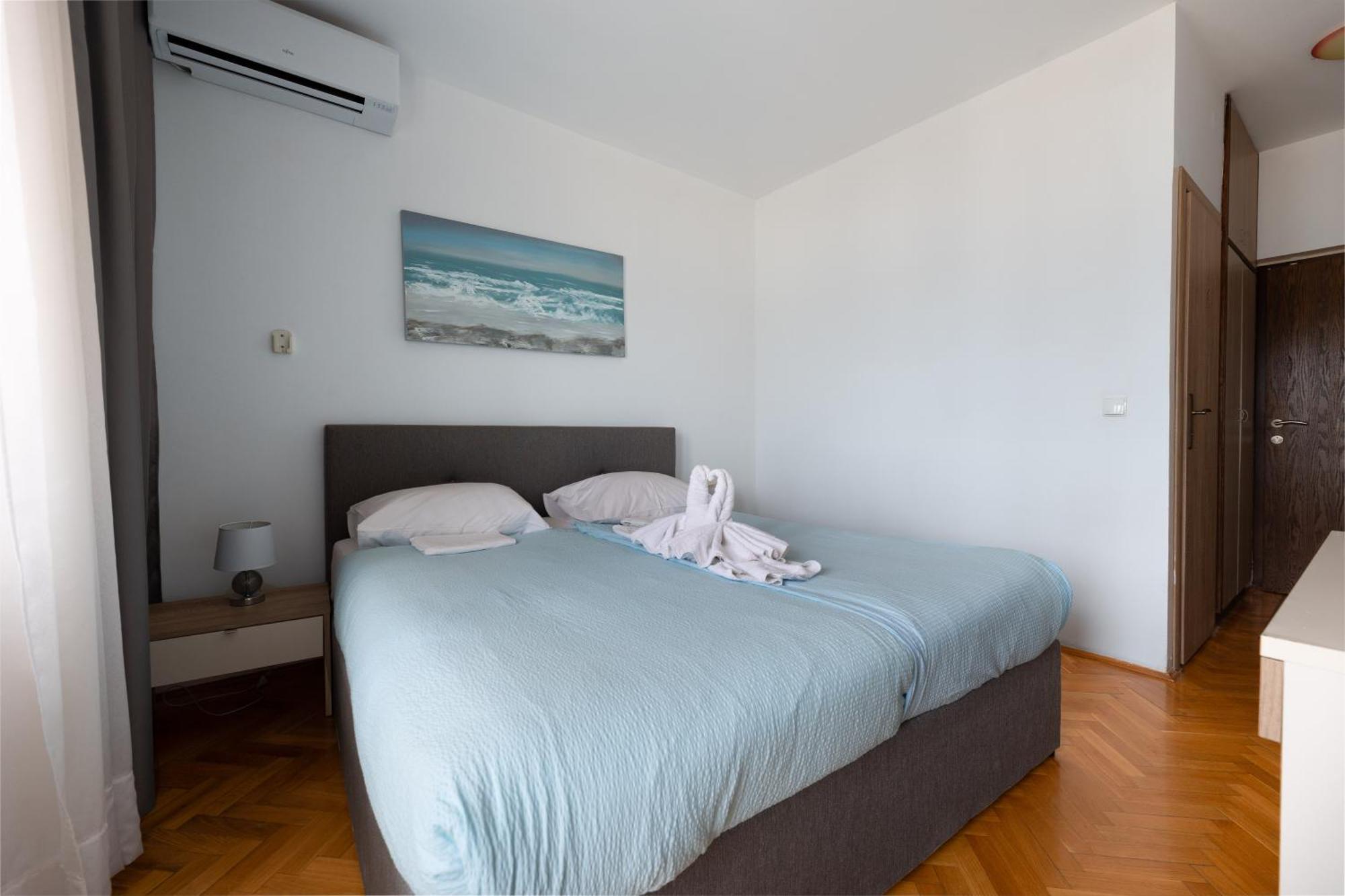 Villa Okruk-10 Meters Away From The Beach 오크루그고른지 외부 사진
